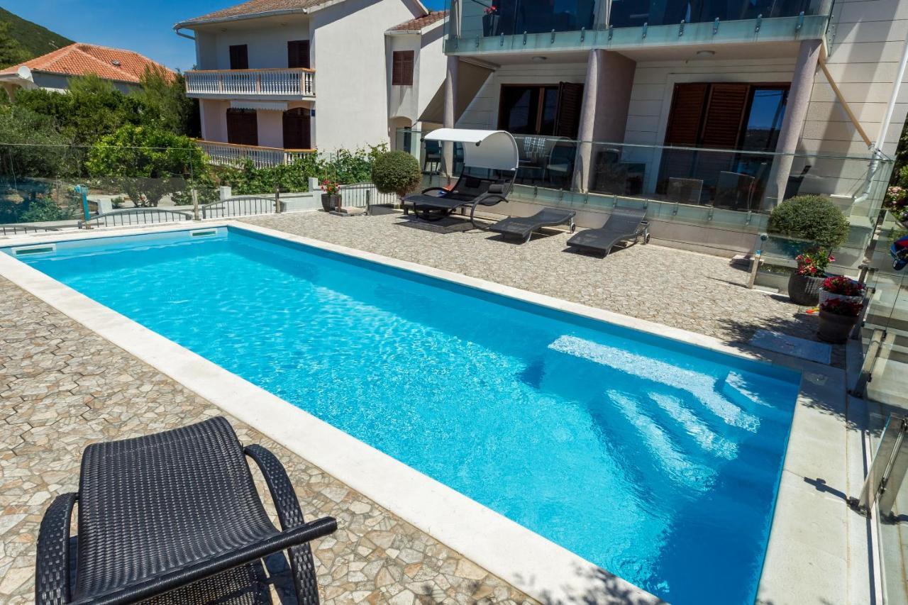 Vila Orada Molat Exterior photo